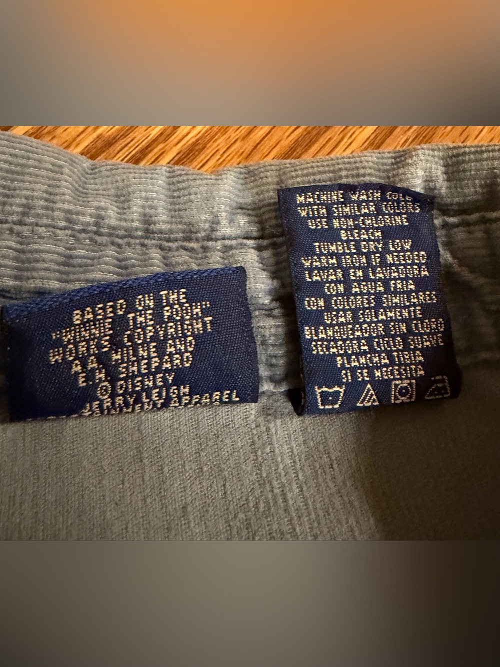 Vintage Disney Winnie the Pooh Blue  Embroidered Corduroy Button Down‎ XL - Picture 5 of 5